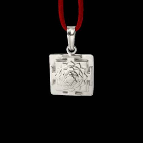 Vishnu 3D Yantra Locket in Silver